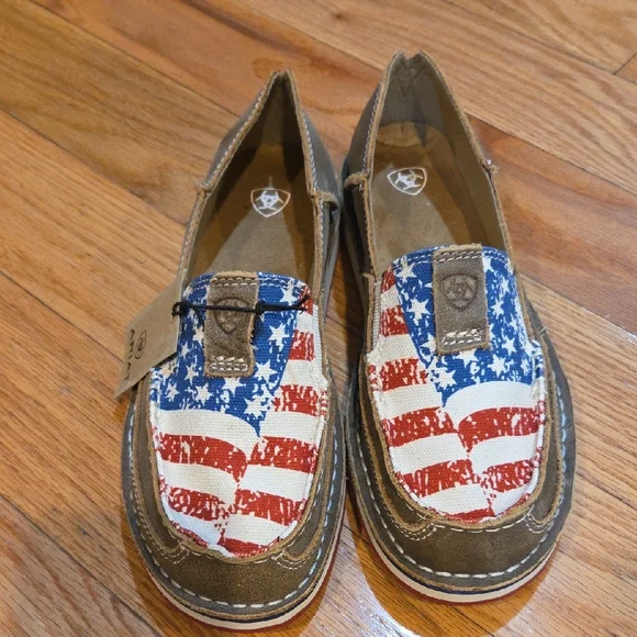 Ariat Brown and Red Moccasins with Patriotic Design - Picture 1 of 7